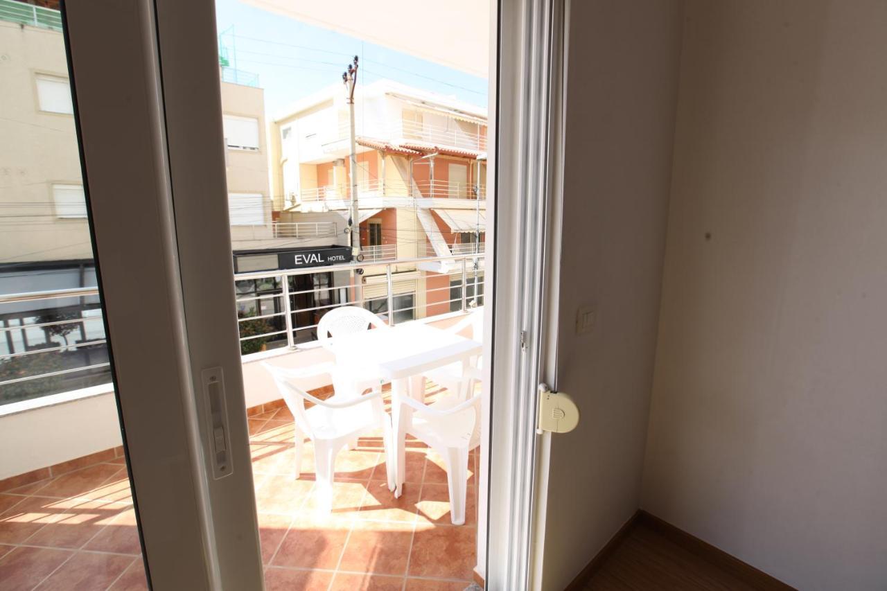 Teo Apartaments Sarande Exterior photo
