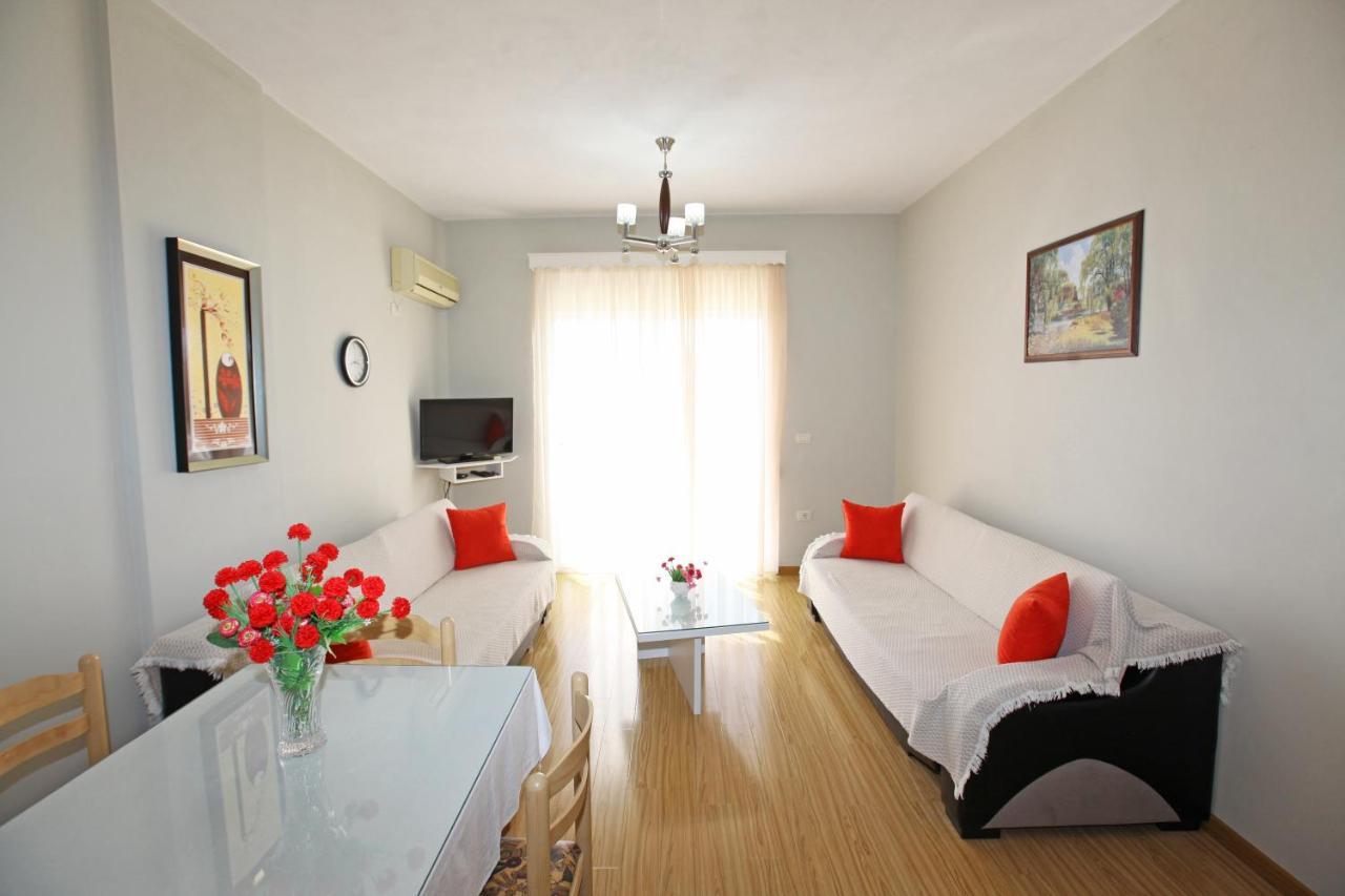 Teo Apartaments Sarande Exterior photo